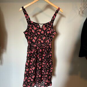 Black & Pink Floral Cut Out Summer Dress NEW (Medium)